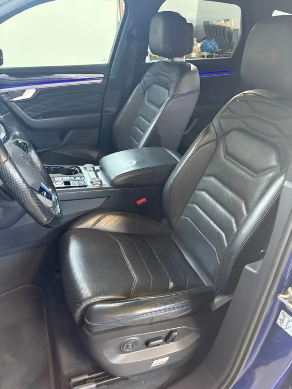 Volkswagen Touareg 3.0 TSI e-Hybrid R 12