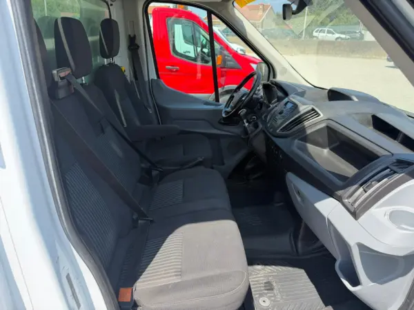 Ford Transit FORD TRANSIT 2.0 130CV BASCULANTE 7