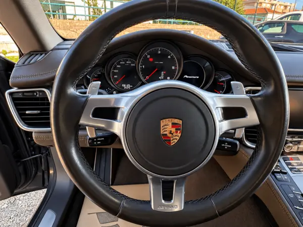 Porsche Panamera 3.0 V6 11