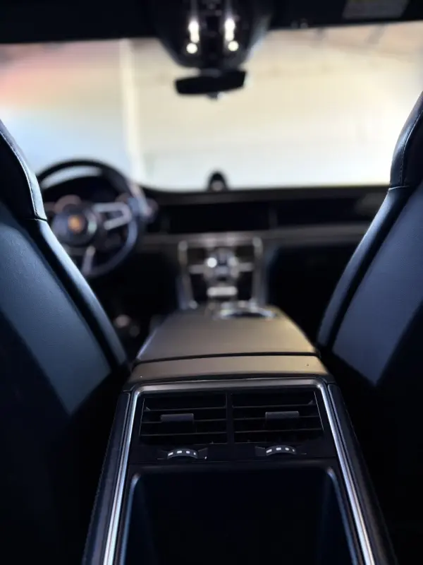 Porsche Panamera 4 E-Hybrid 15