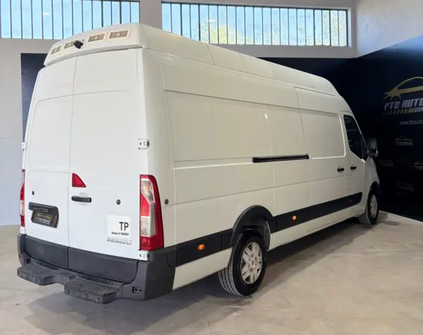 Renault Master Master 2.3 130cv L4H3 6