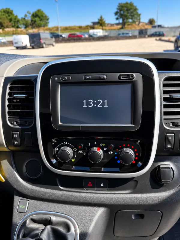 Renault Trafic 9