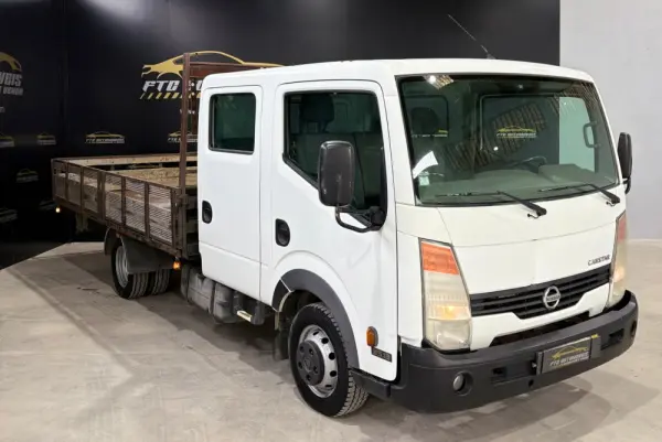 Nissan Cabstar CABSTAR 35.13 Cabine dupla longa 2