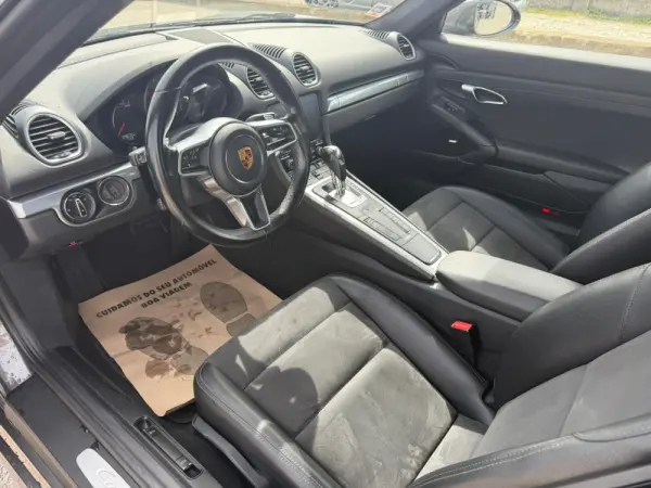Porsche 718 Cayman 2.0 Style Edition PDK 9