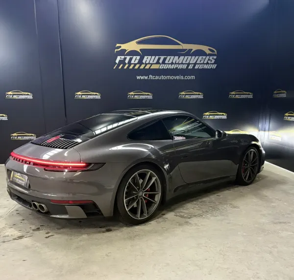 Porsche 911 (992) Carrera 4S PDK 5