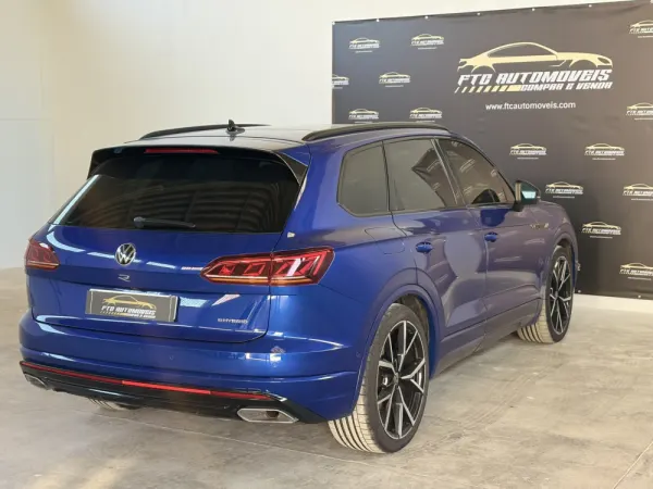 Volkswagen Touareg 3.0 TSI e-Hybrid R 6