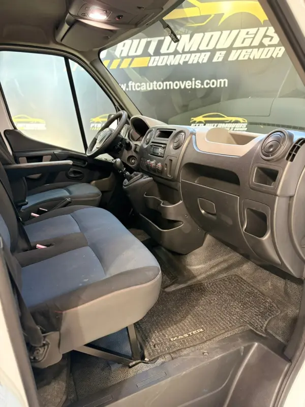 Renault Master Master 2.3 130cv L4H3 12