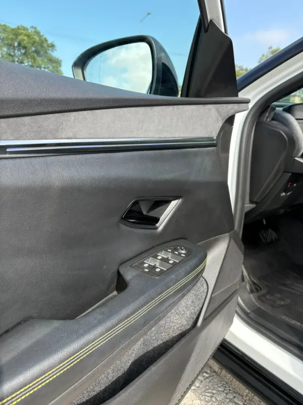 Renault Mégane E-Tech EV60 220hp optimum charge Techno 10