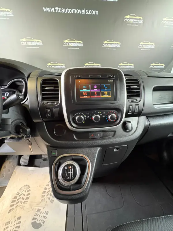 Renault Trafic 2.0 dCi L2H1 1.2T G.Life SS 14