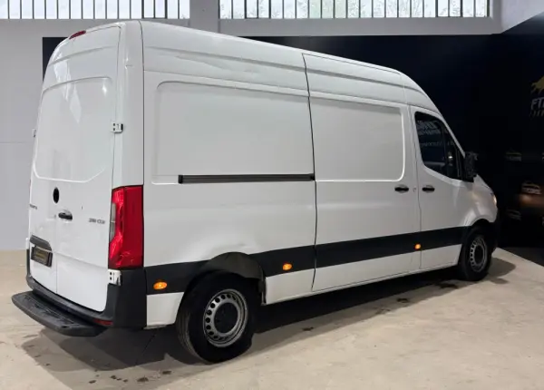 Mercedes-Benz Sprinter Sprinter L2H2 215 Cdi 6