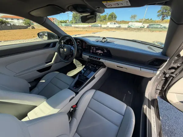 Porsche 911 (992) Carrera 4S PDK 11
