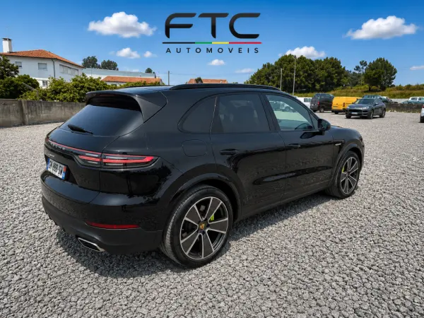 Porsche Cayenne E-Hybrid Platinum Edition 5