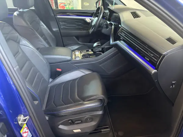 Volkswagen Touareg 3.0 TSI e-Hybrid R 13