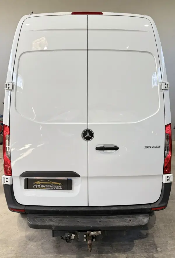 Mercedes-Benz Sprinter 311 CDI/37 CD 4