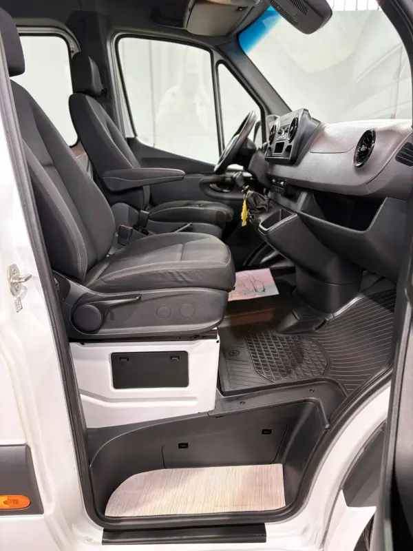 Mercedes-Benz Sprinter Mercedes-Benz Sprinter 514 Cabine Dupla Basculante 12