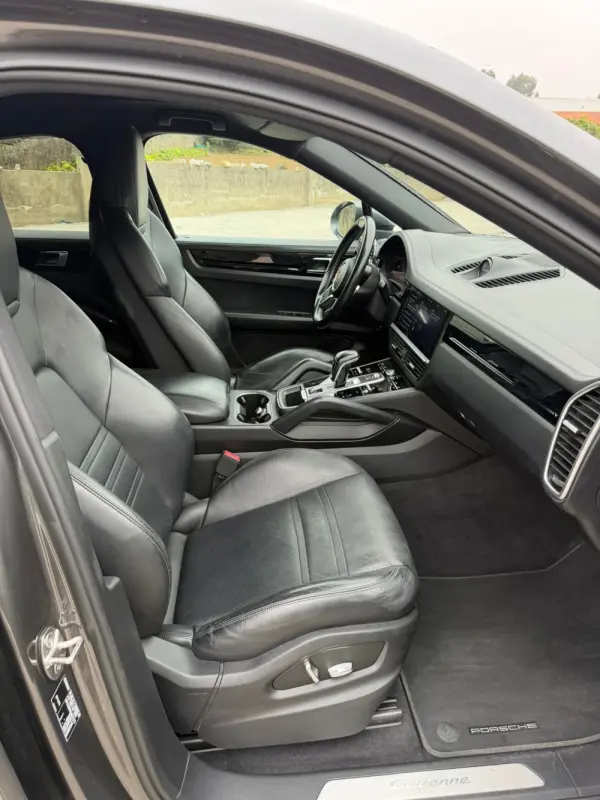 Porsche Cayenne Coupé E-Hybrid Tiptronic S Platinum Edition 13