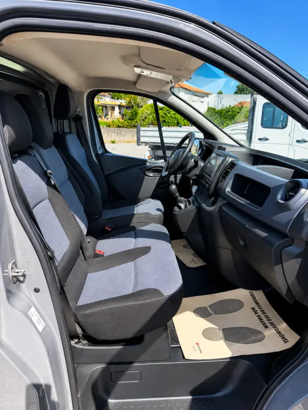 Opel Vivaro Opel Vivaro L2H1 120cv IVA DEDUTIVEL 9