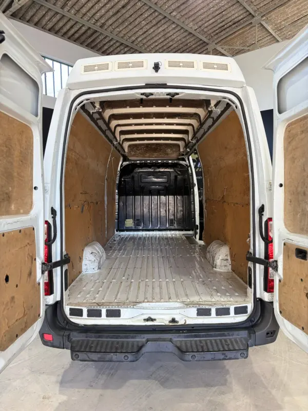 Renault Master Master 2.3 130cv L4H3 13