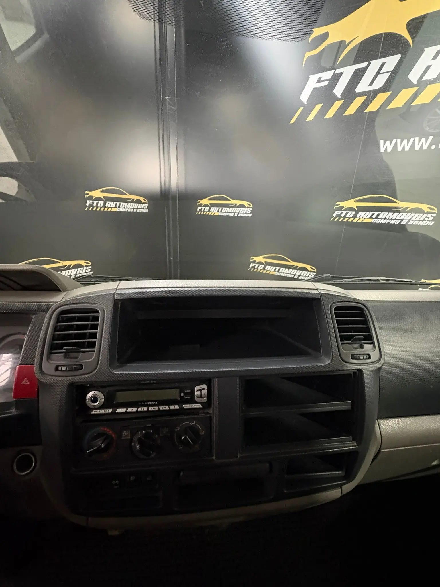 Nissan Cabstar CABSTAR 35.13 Cabine dupla longa 9