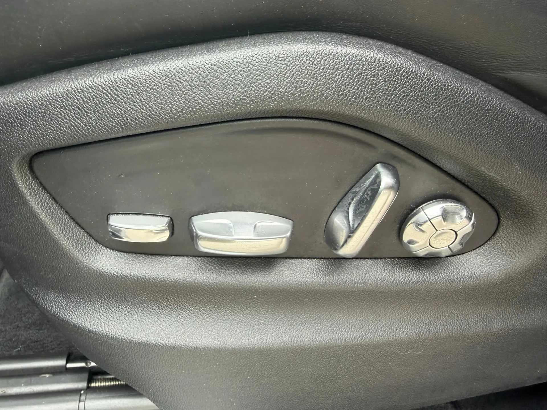 Porsche Cayenne E-Hybrid Platinum Edition 15