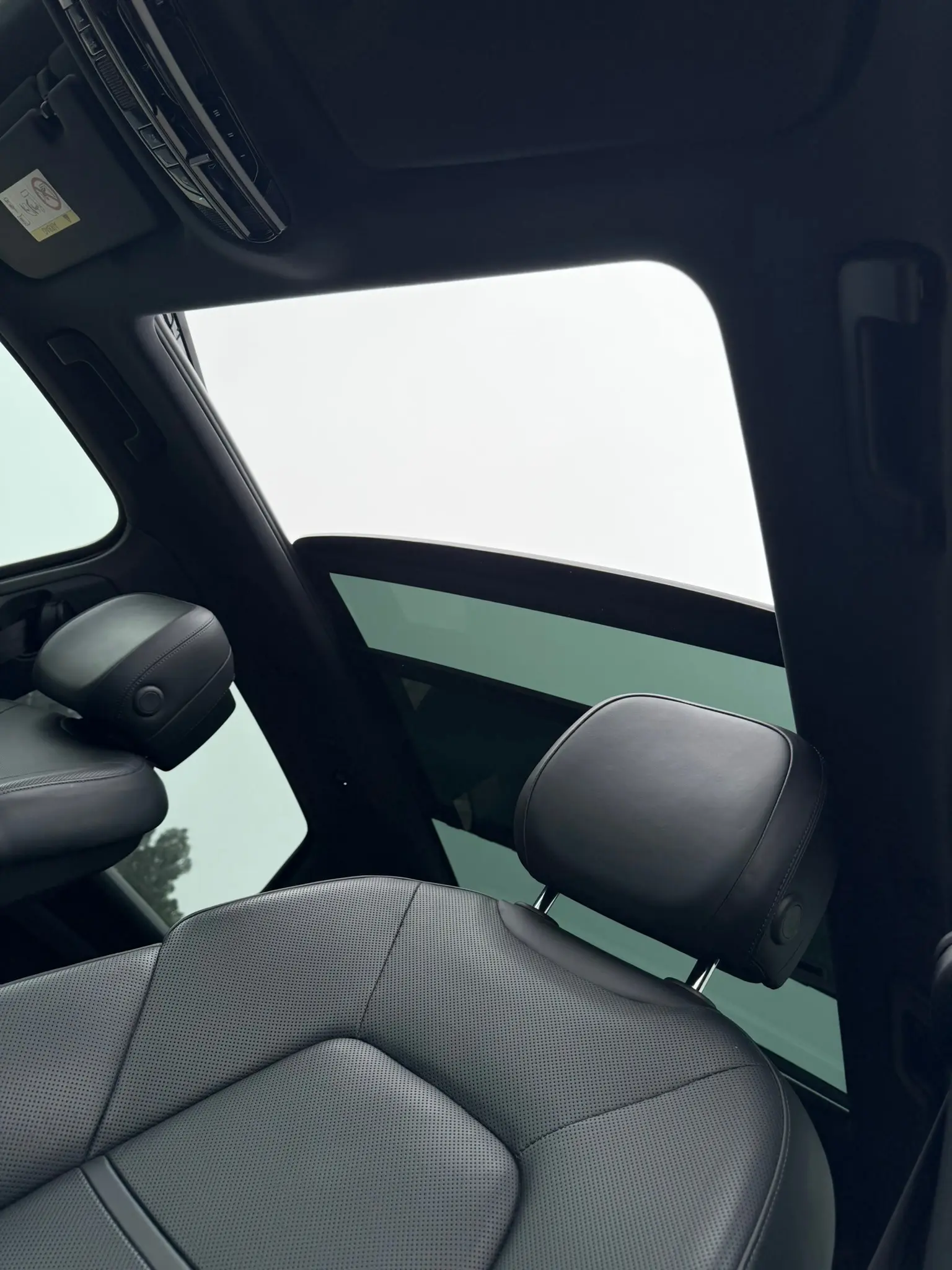 Porsche Cayenne E-Hybrid Platinum Edition 17