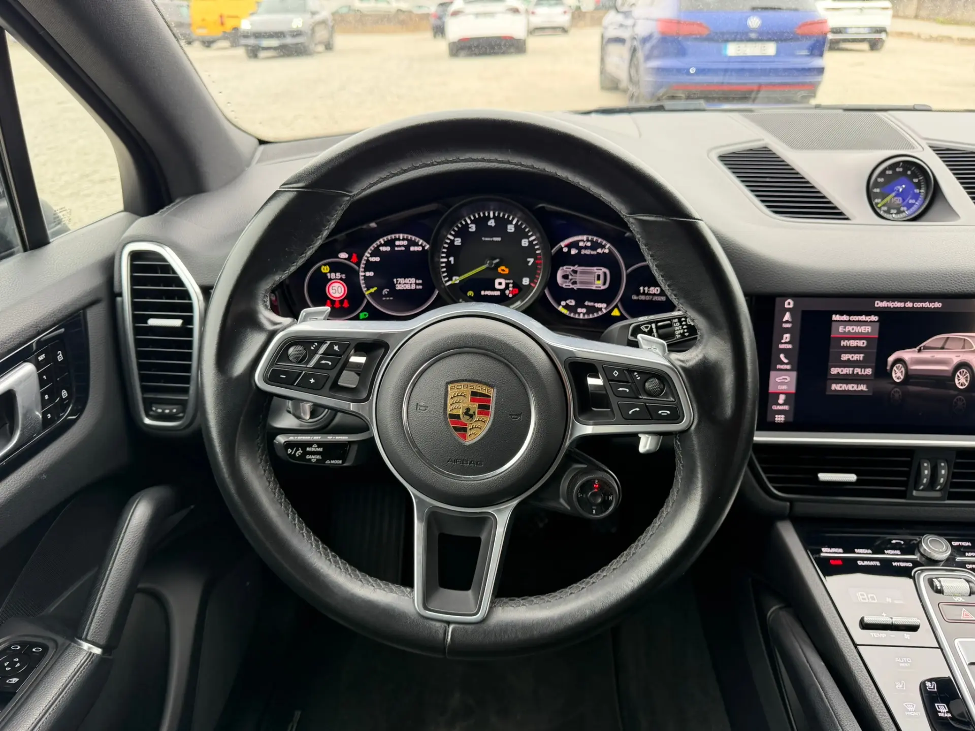 Porsche Cayenne E-Hybrid Platinum Edition 8