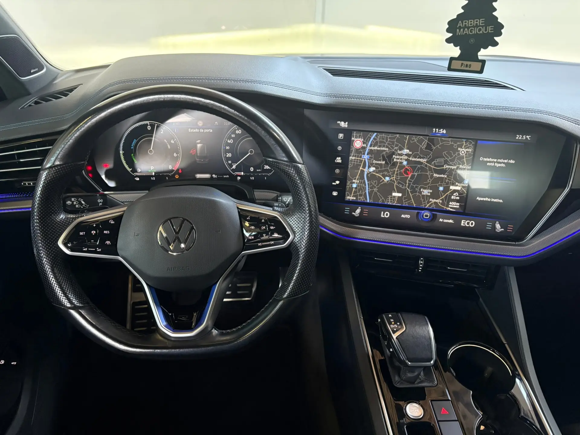 Volkswagen Touareg 3.0 TSI e-Hybrid R 8