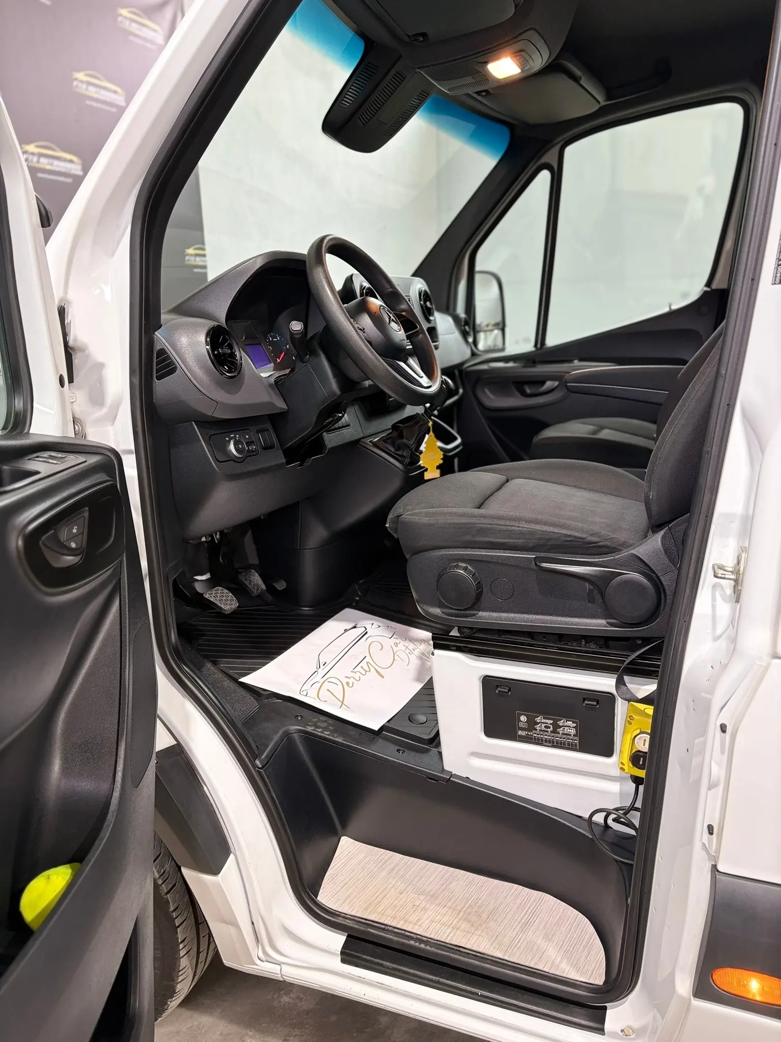 Mercedes-Benz Sprinter Mercedes-Benz Sprinter 514 Cabine Dupla Basculante 11