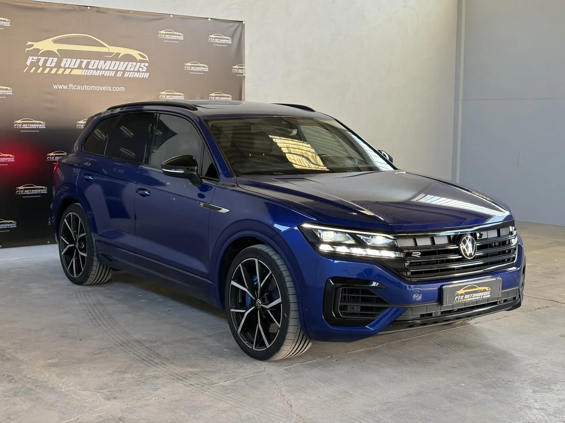 Volkswagen Touareg 3.0 TSI e-Hybrid R 2