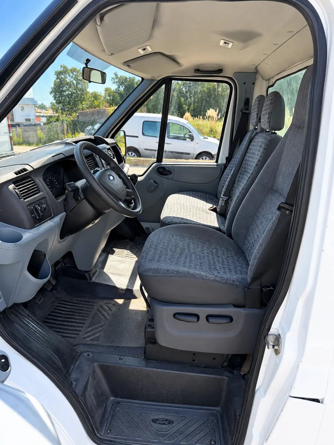 Ford Transit FORD TRANSIT 2.4 100CV 8