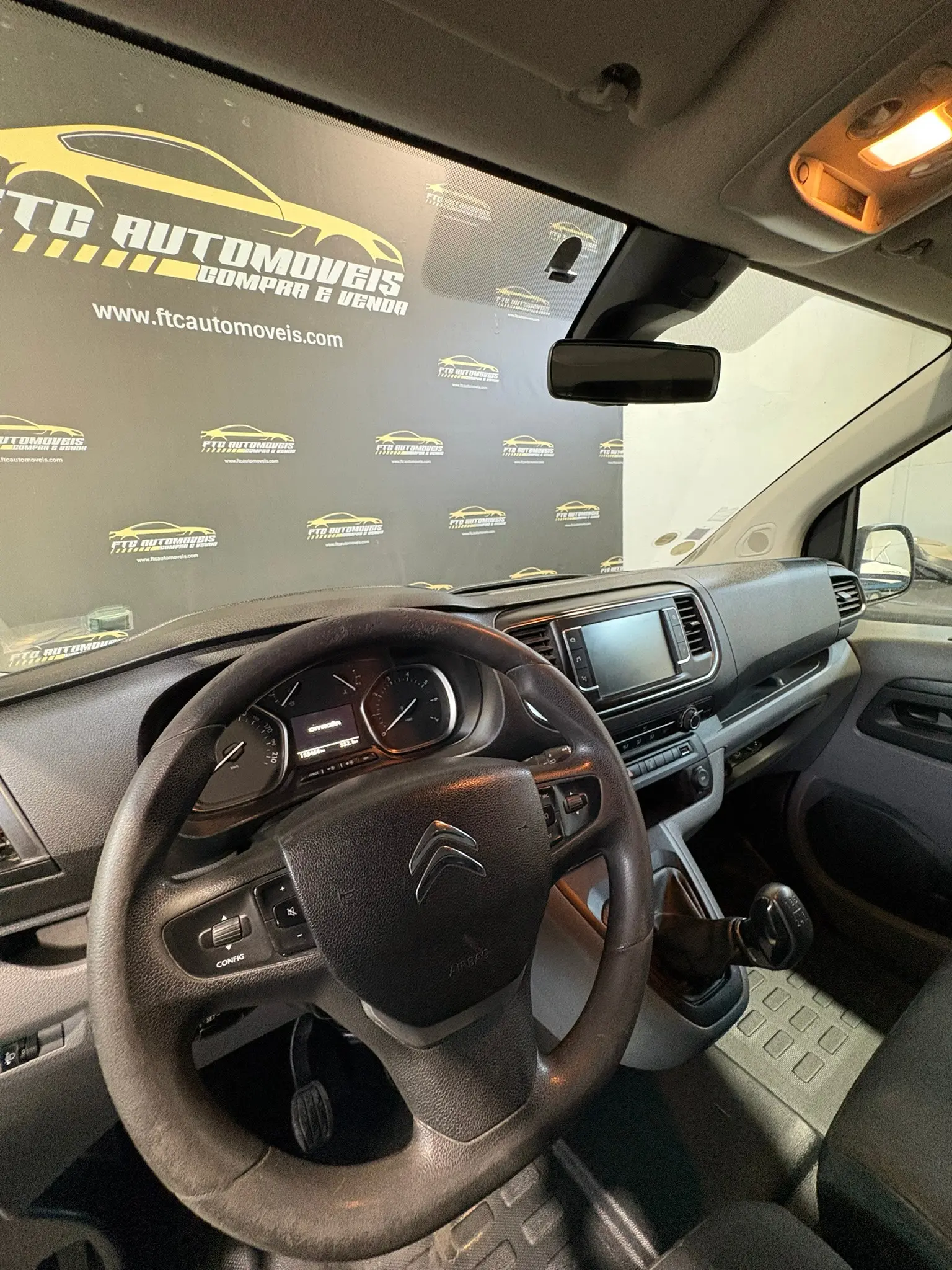 Citroën Jumpy 1.6 BlueHDi M 10