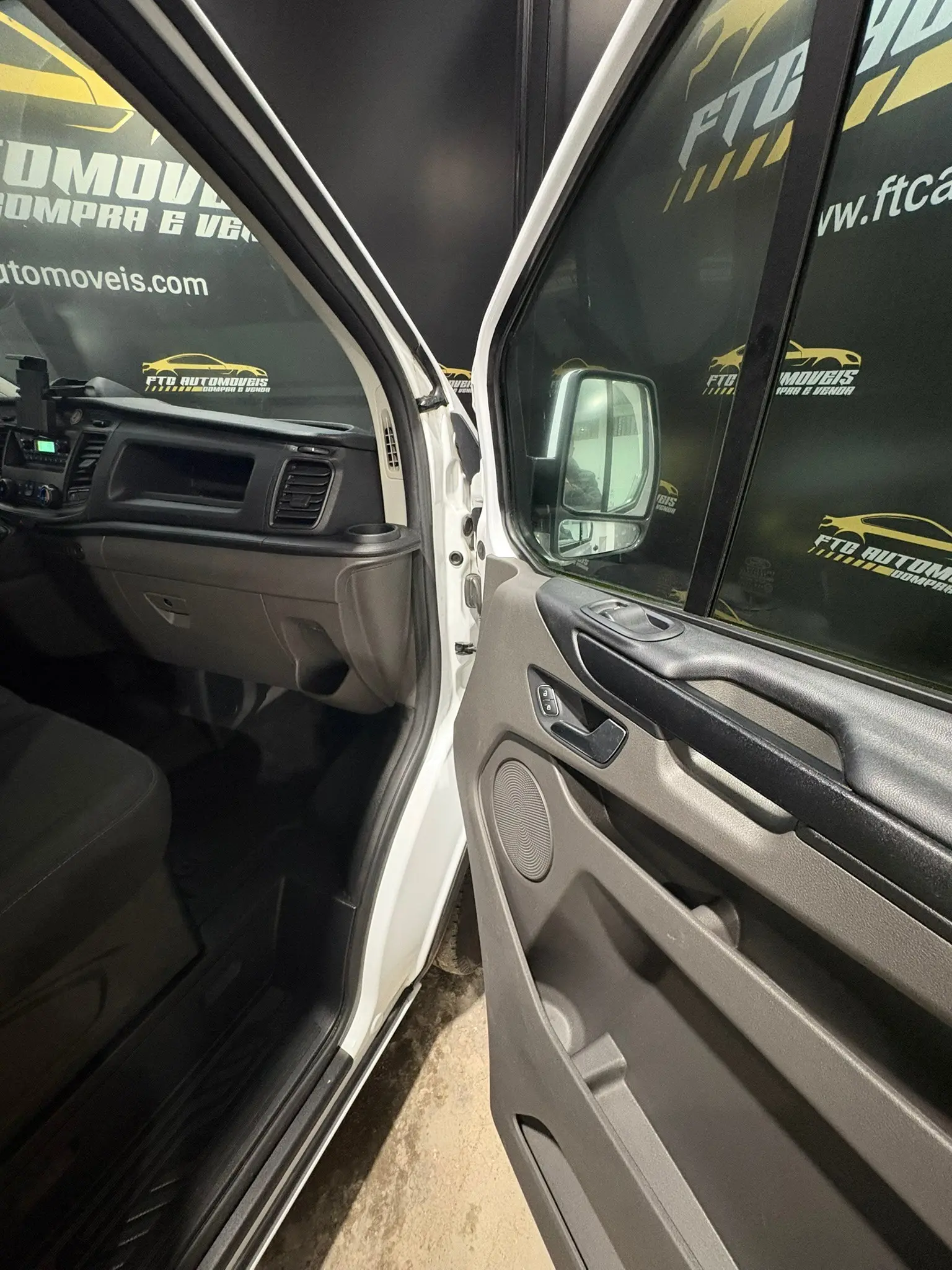 Ford Transit Custom 2.0 EcoBlue L1H1 130CV 12