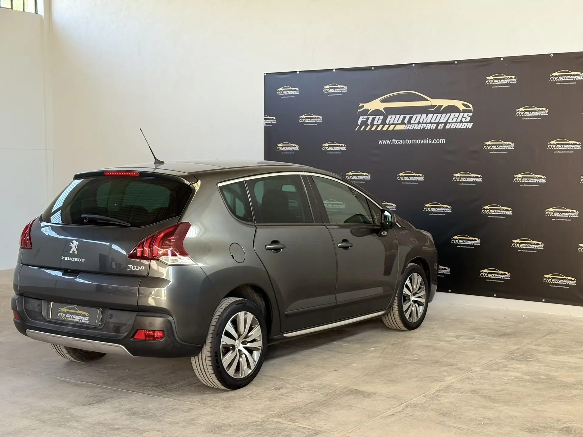 Peugeot 3008 1.2 PureTech Access 6