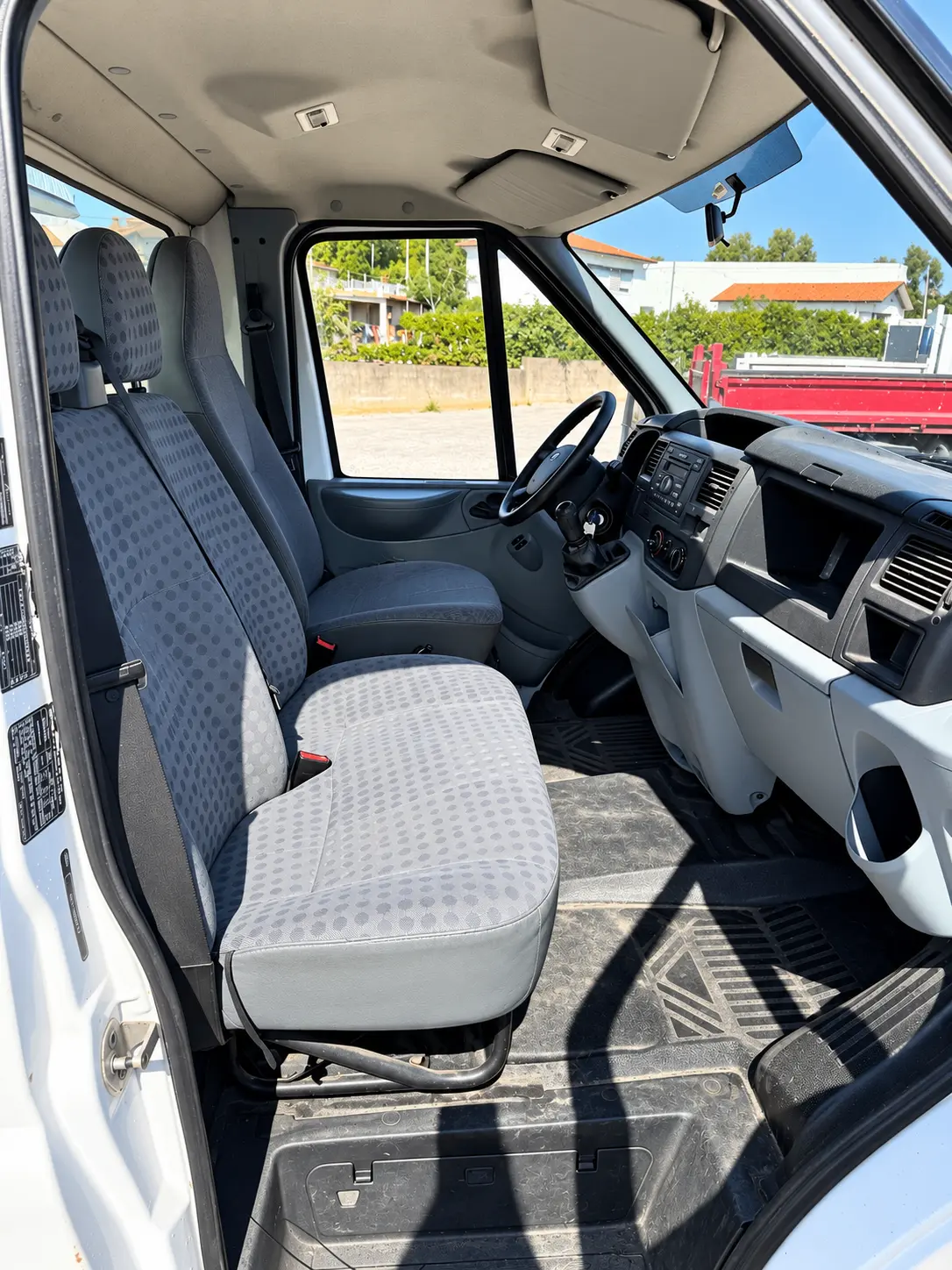 Ford Transit FORD TRANSIT 2.4 100CV 9