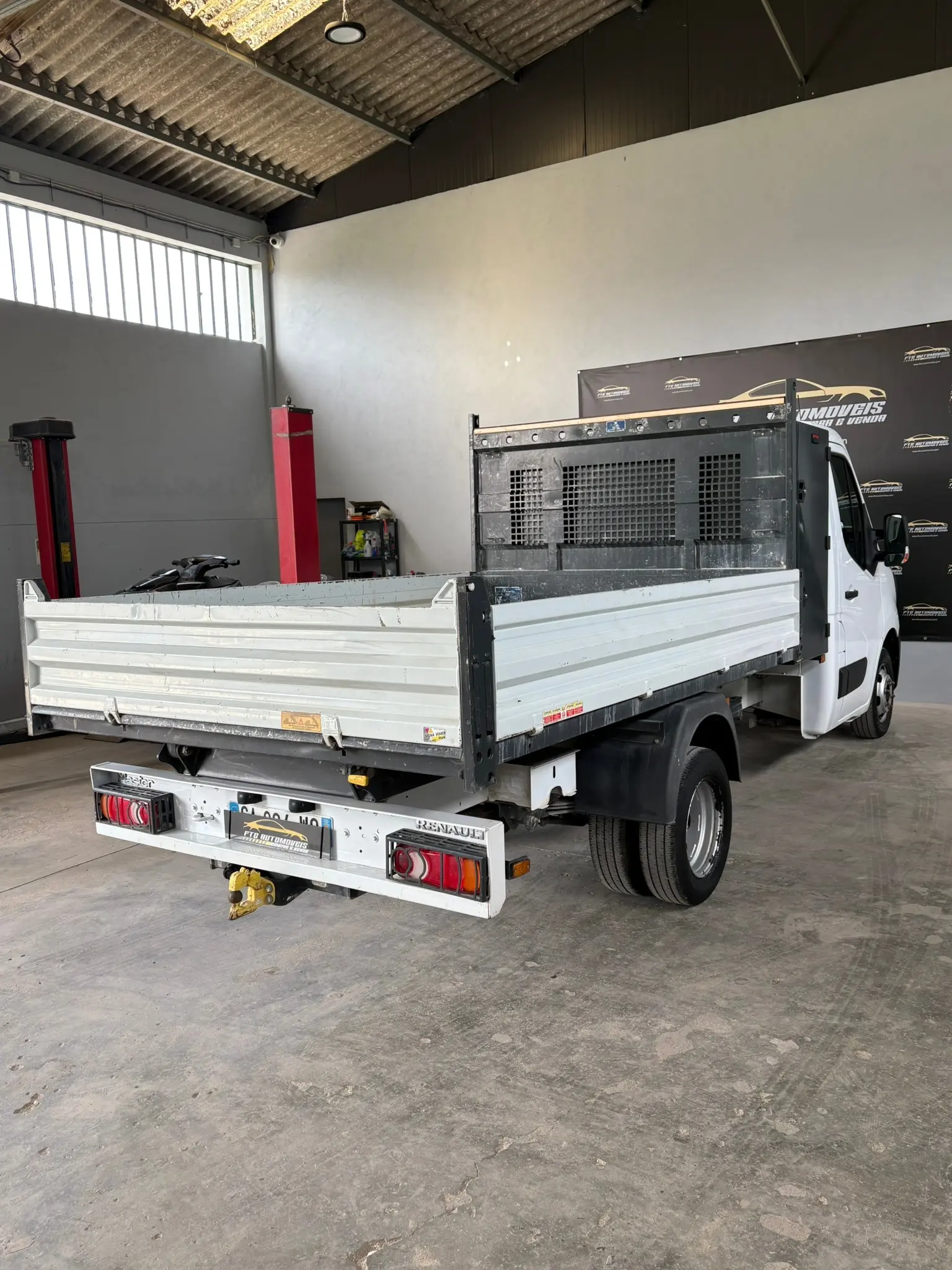 Renault Master Master 2.3 130cv BASCULANTE 5