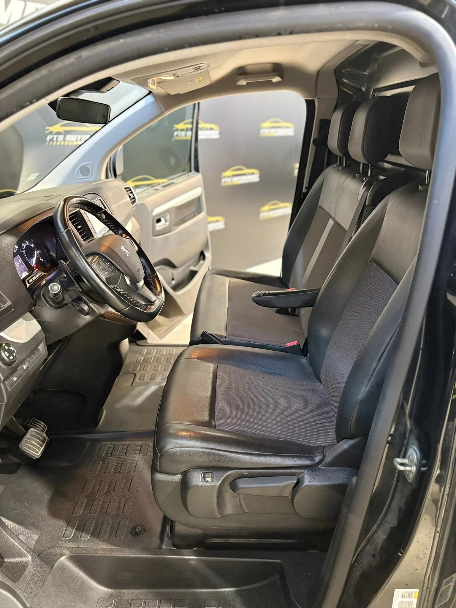 Peugeot Expert Expert 180cv ETG8 Sport Grip Control 13