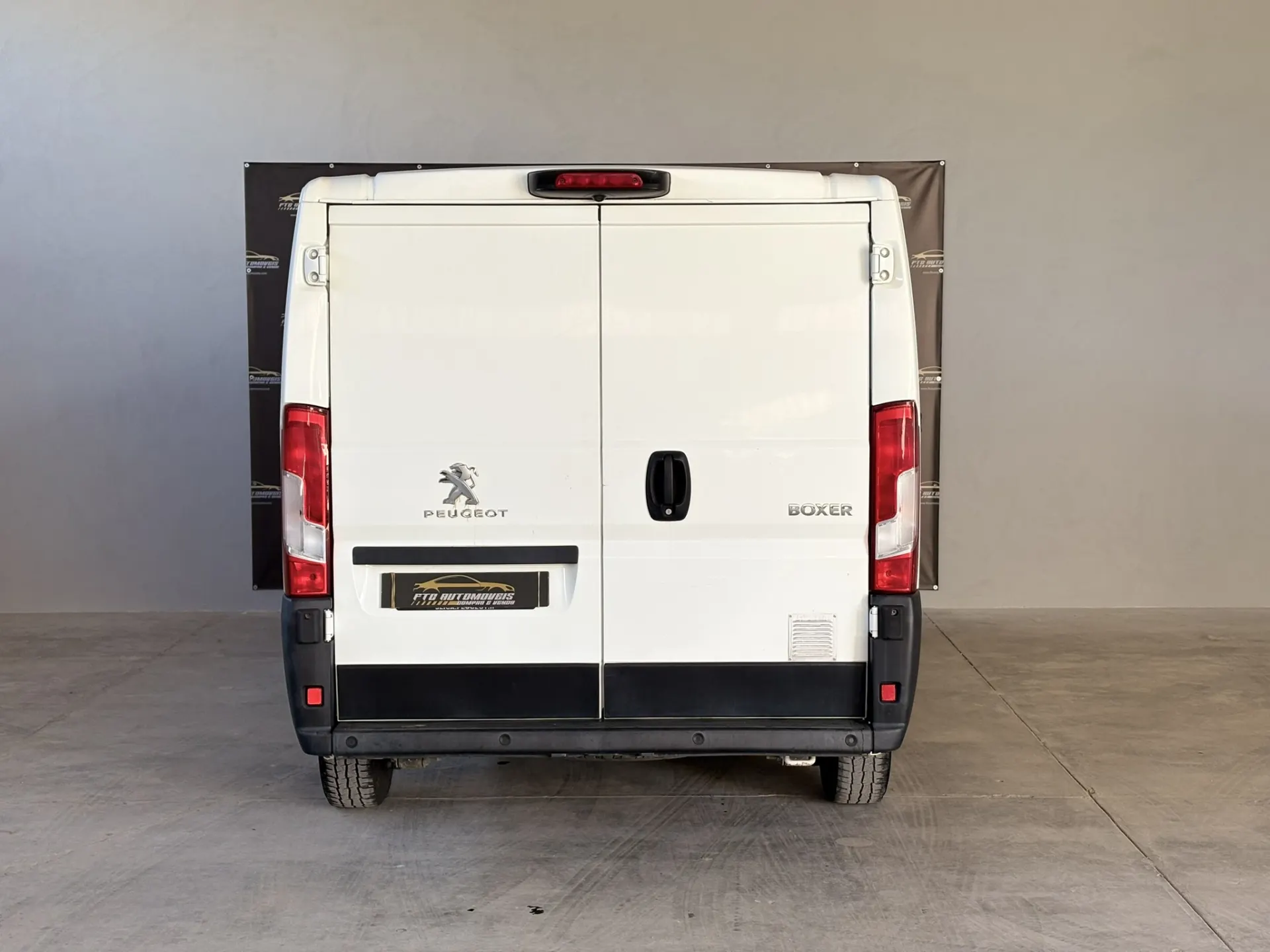 Peugeot Boxer 2.2 BlueHDi 335 L3 CD 4