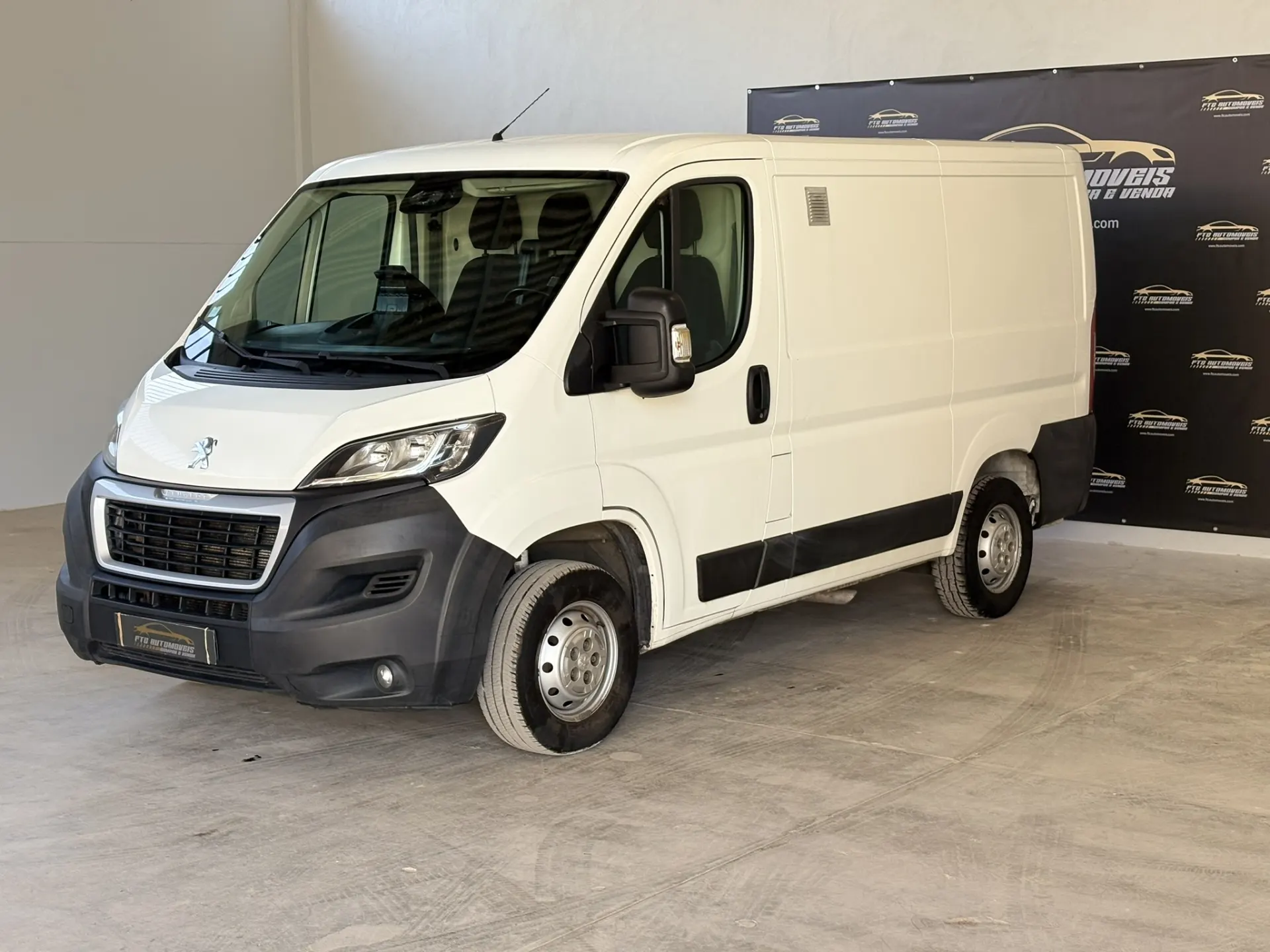 Peugeot Boxer 2.2 BlueHDi 335 L3 CD 3