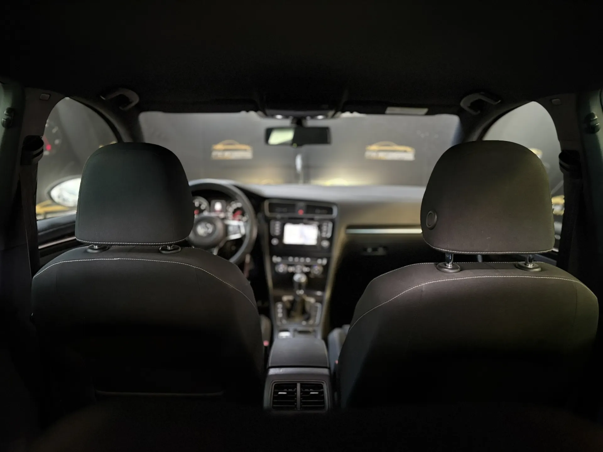 Volkswagen Golf 2.0 TDi GTD 9