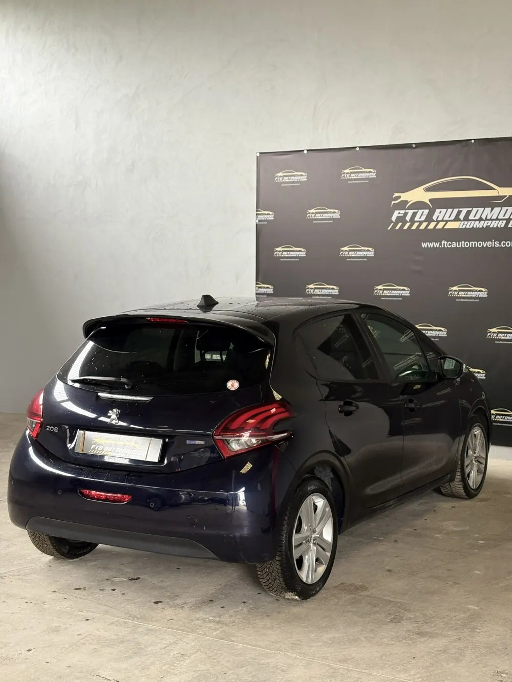 Peugeot 208 1.2 PureTech Active 5