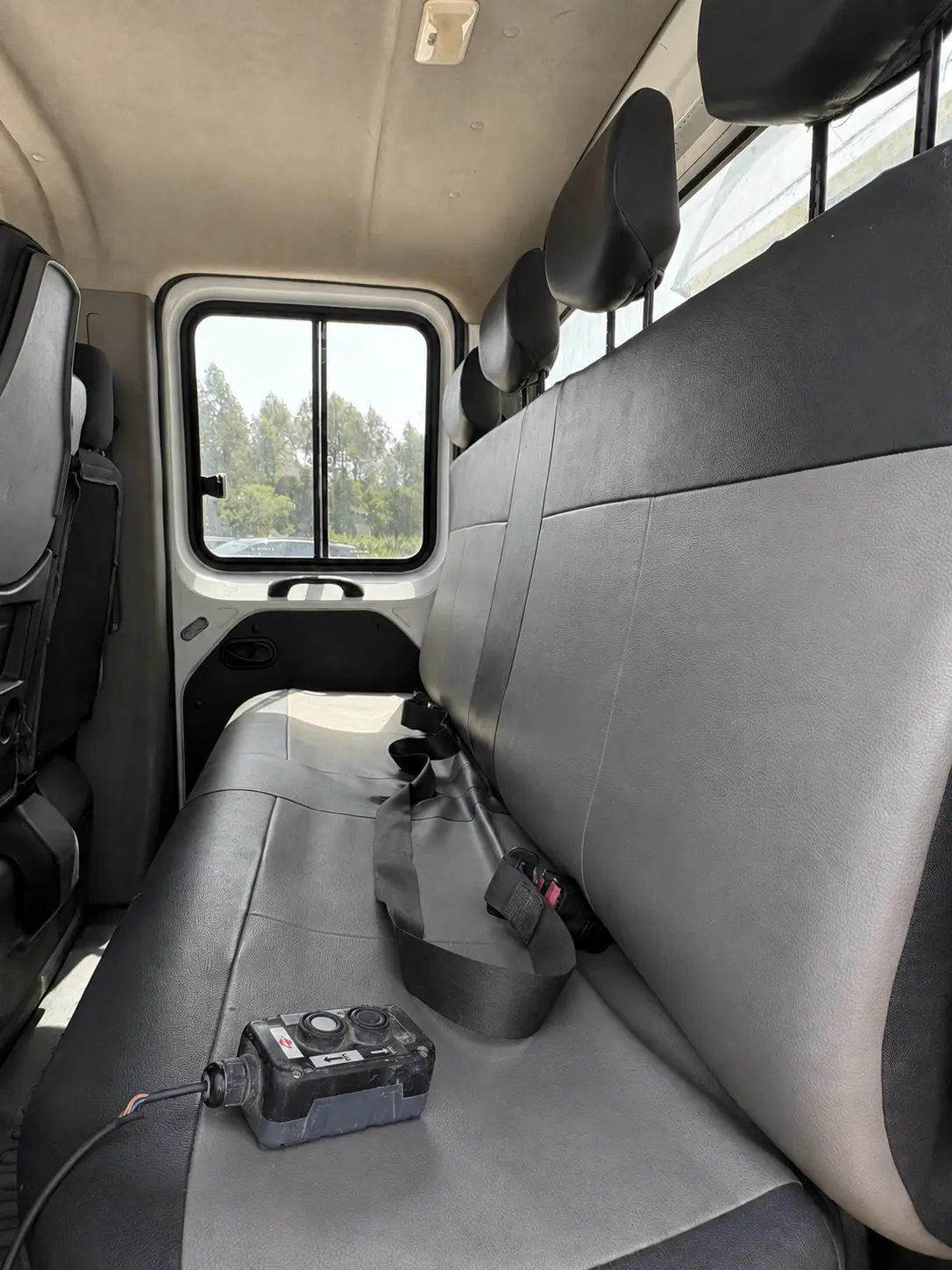 Renault Master 2.3 DCI 165CV Cab. Dupla Basculante 9