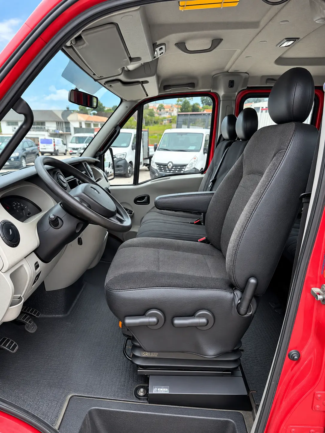 Renault Master Mascott 3.0 150CV Cabine Dupla Basculante 8