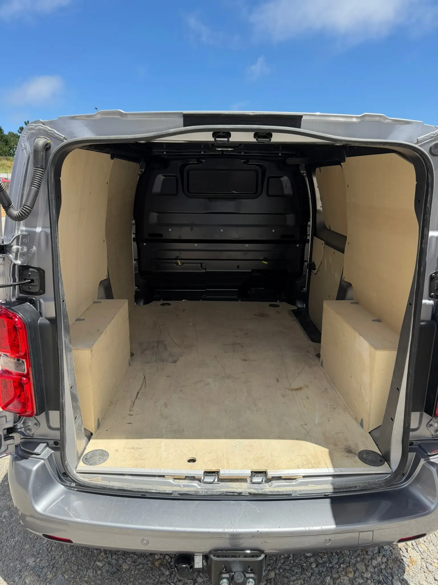 Peugeot Expert Expert 2.0 BlueHDI 180CV EAT8 Asphalt 16