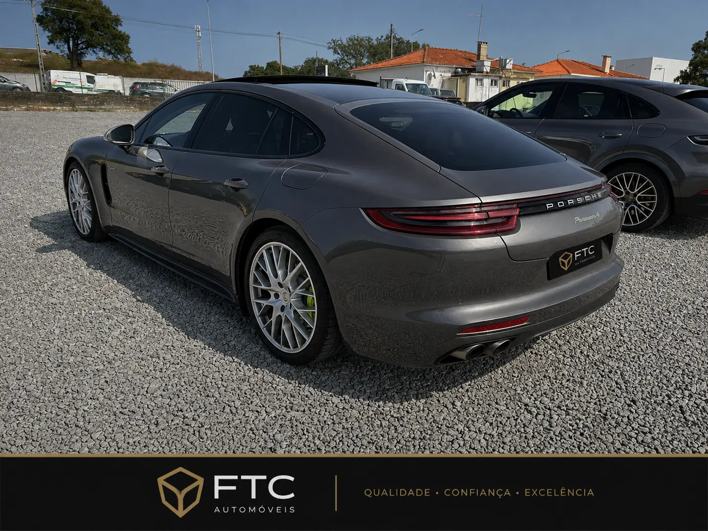 Porsche Panamera 4 E-Hybrid Platinum Edition 4