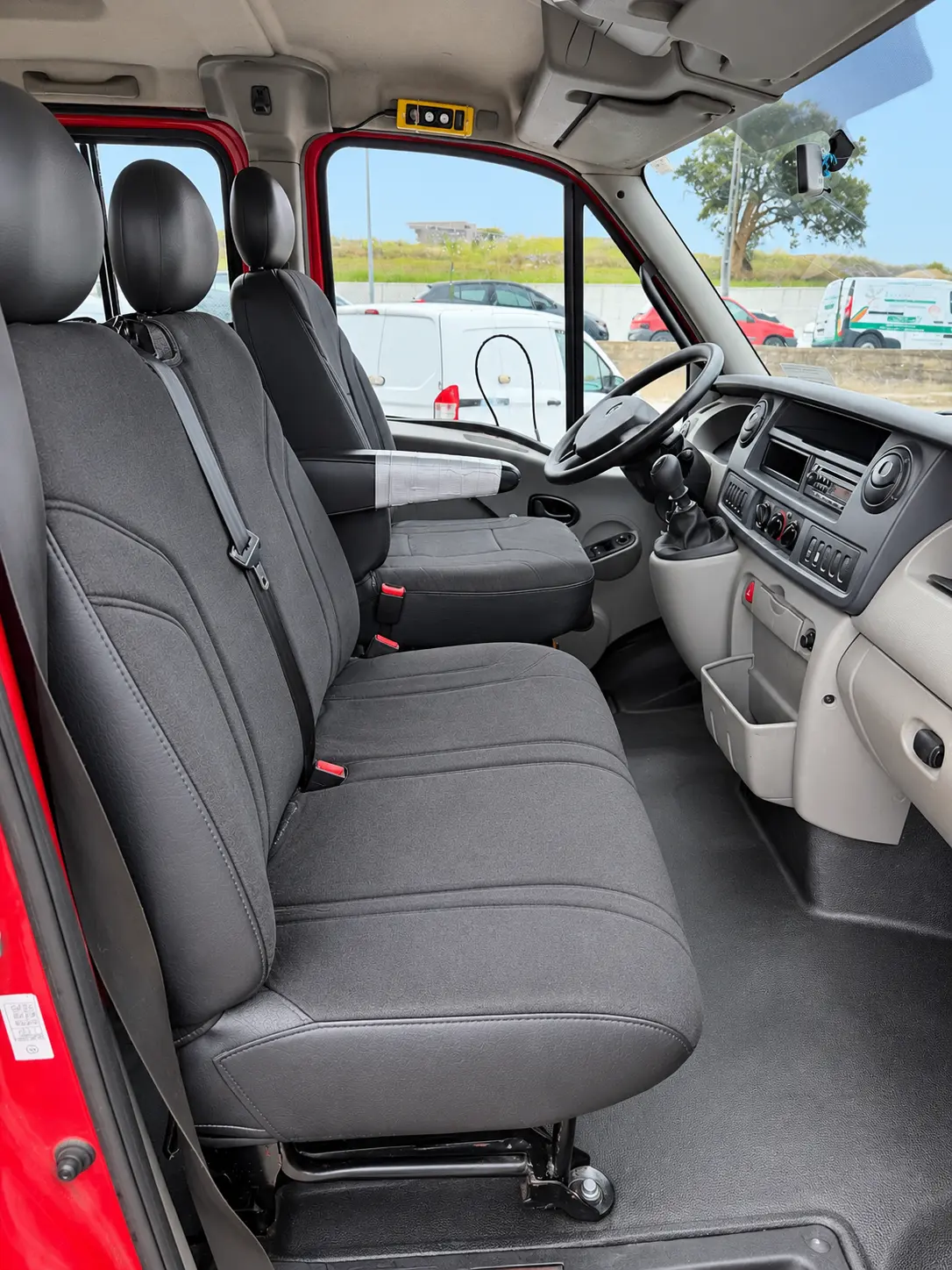 Renault Master Mascott 3.0 150CV Cabine Dupla Basculante 10
