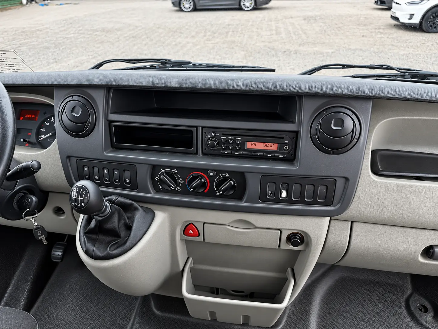 Renault Master Mascott 3.0 150CV Cabine Dupla Basculante 9
