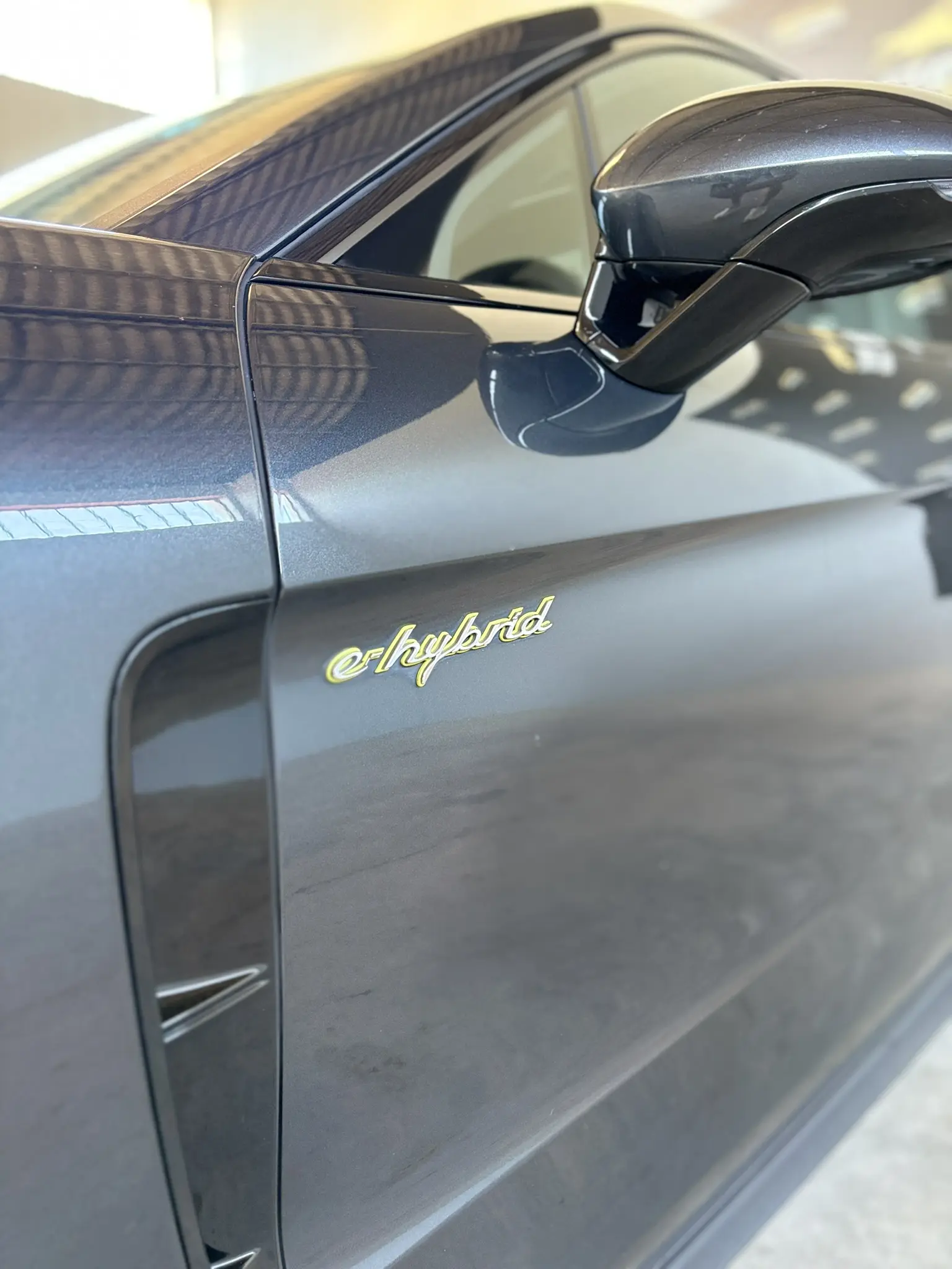 Porsche Panamera 4 E-Hybrid 8