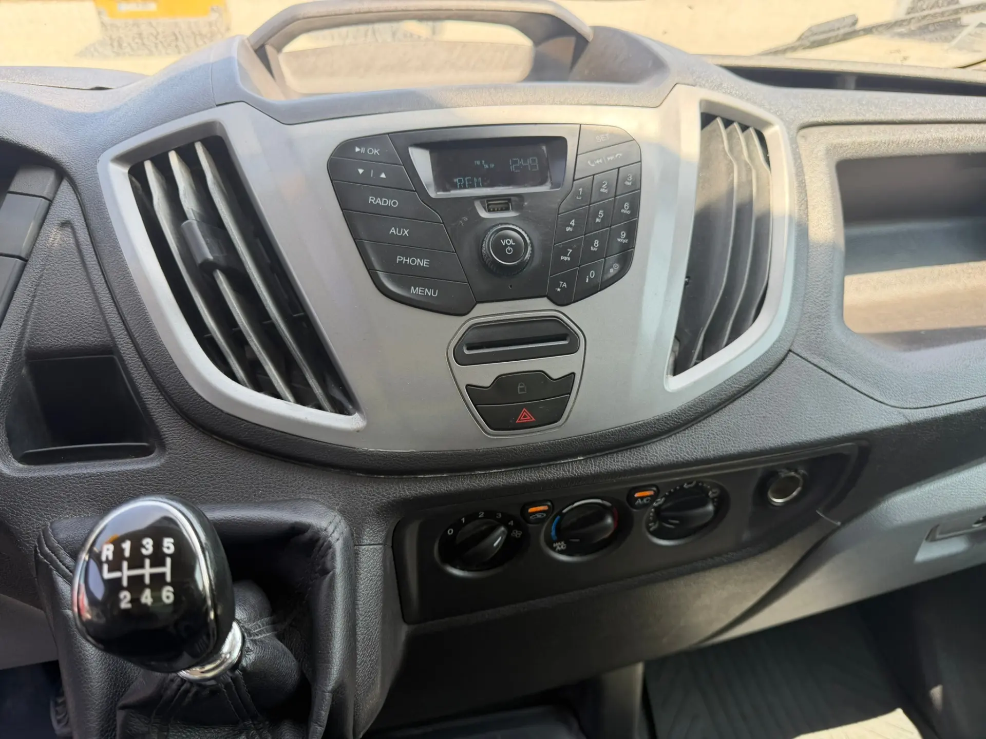 Ford Transit FORD TRANSIT 2.0 130CV BASCULANTE 6
