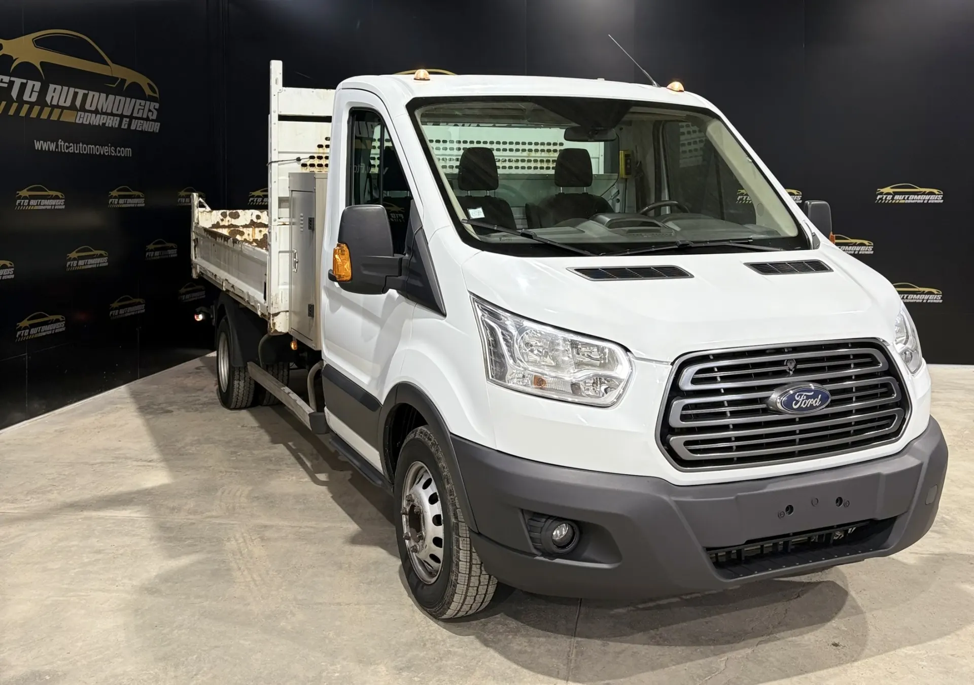 Ford Transit Caixa  Aberta Basculante 2