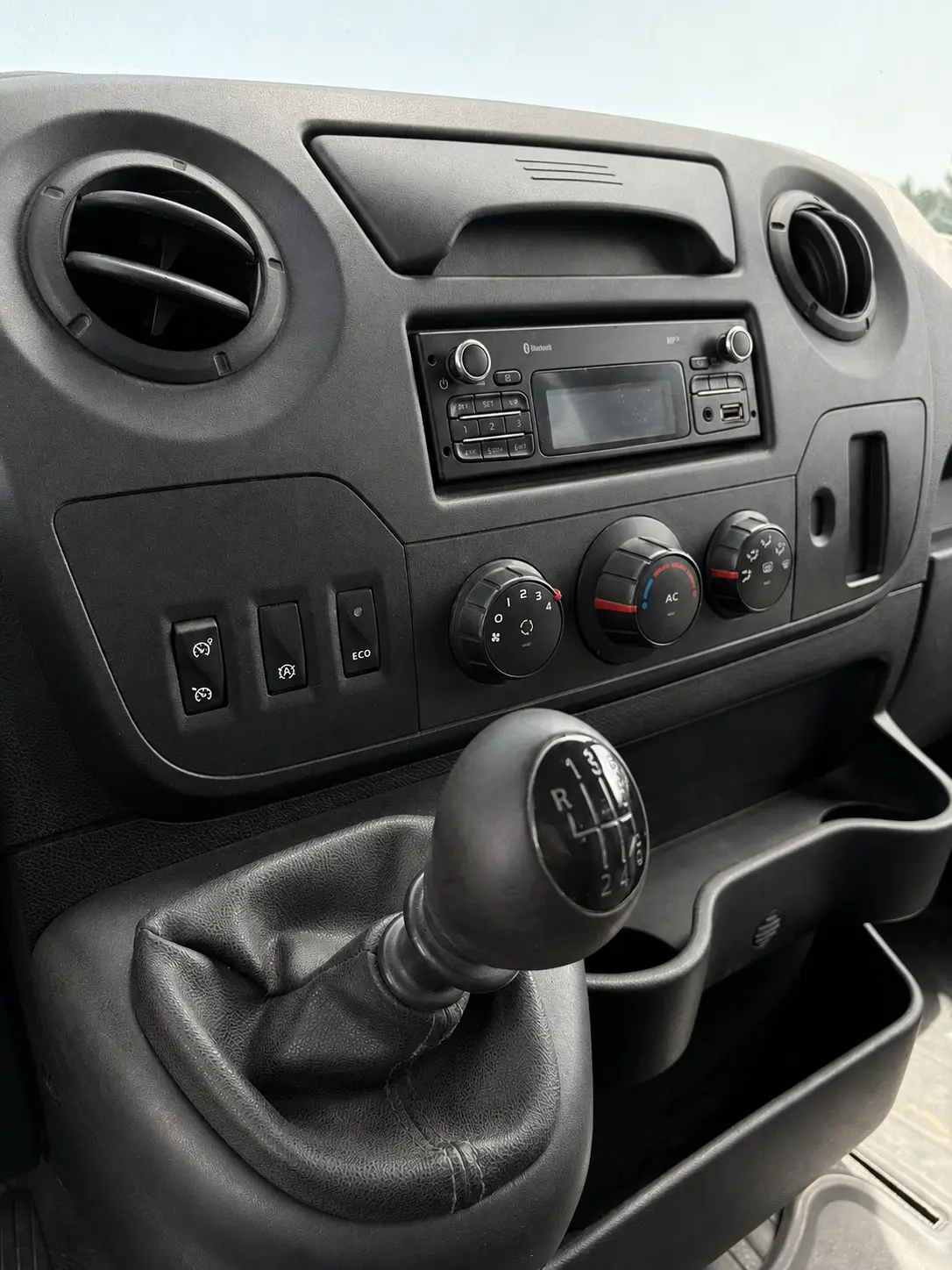 Renault Master 2.3 DCI 165CV Cab. Dupla Basculante 8